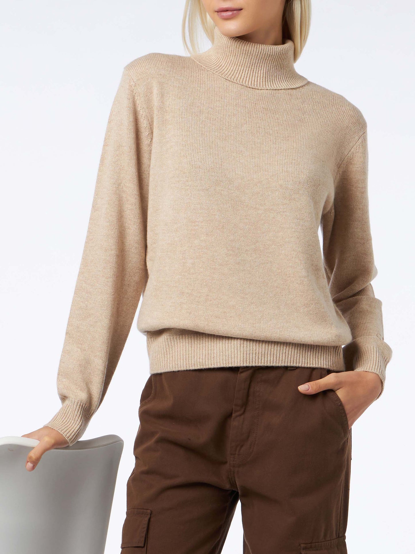 Woman beige pure cashmere turtleneck sweater Moody