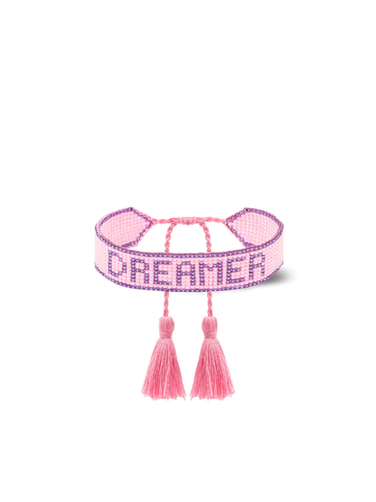 Pearls bracelet with Dreamer lettering